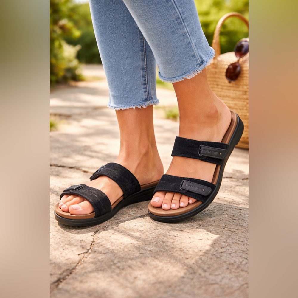 Clarks April Dusk Black Comfort Slide Sandals Adjustable Straps Size 7.5